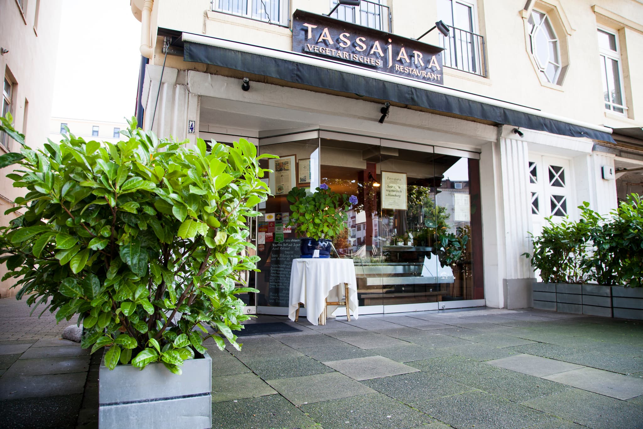 Entdecken Sie das beste gesunde vegane Mittagessen bei Tassajara: Hamburgs Top-Adresse für vegane Küche.