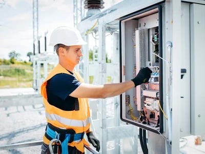 Elektrische Unfälle Vermeiden Durch Regelmäßige Prüfung Ortssester Elektrischer Anlagen