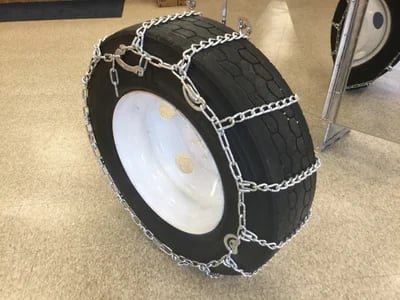 Laufflächen Schneeketten: Wie Sie die perfekte Kette für Ihren Reifen finden