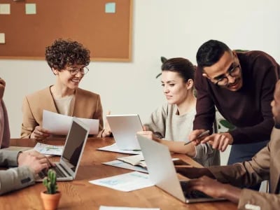 Kreative Digitalagentur aus der Region Minden für Websites, SEO und Social Media mit handwerklichem Anspruch