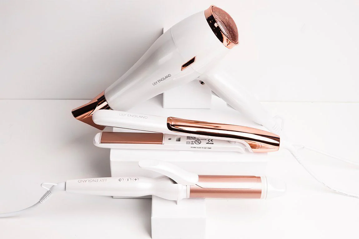 Transformiere deinen Look mit den renommierten Haarstyling-Werkzeugen von Emoxion