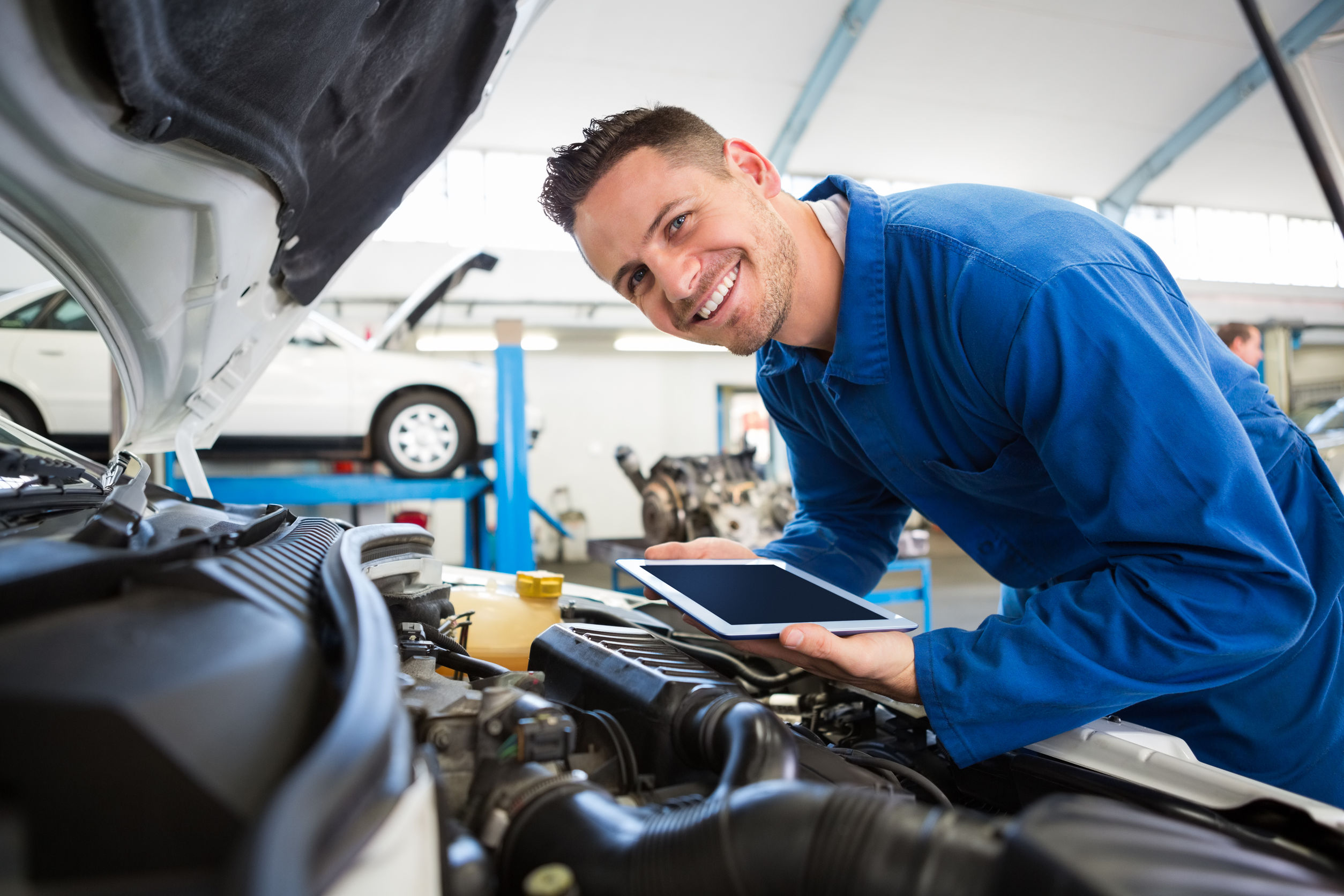 Kfz Werkzeug für die Reparatur von Motoren und Getrieben