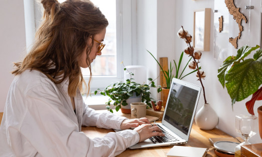 Entdecken Sie topaktuelle Designs mit einer kreativen WordPress-Agentur
