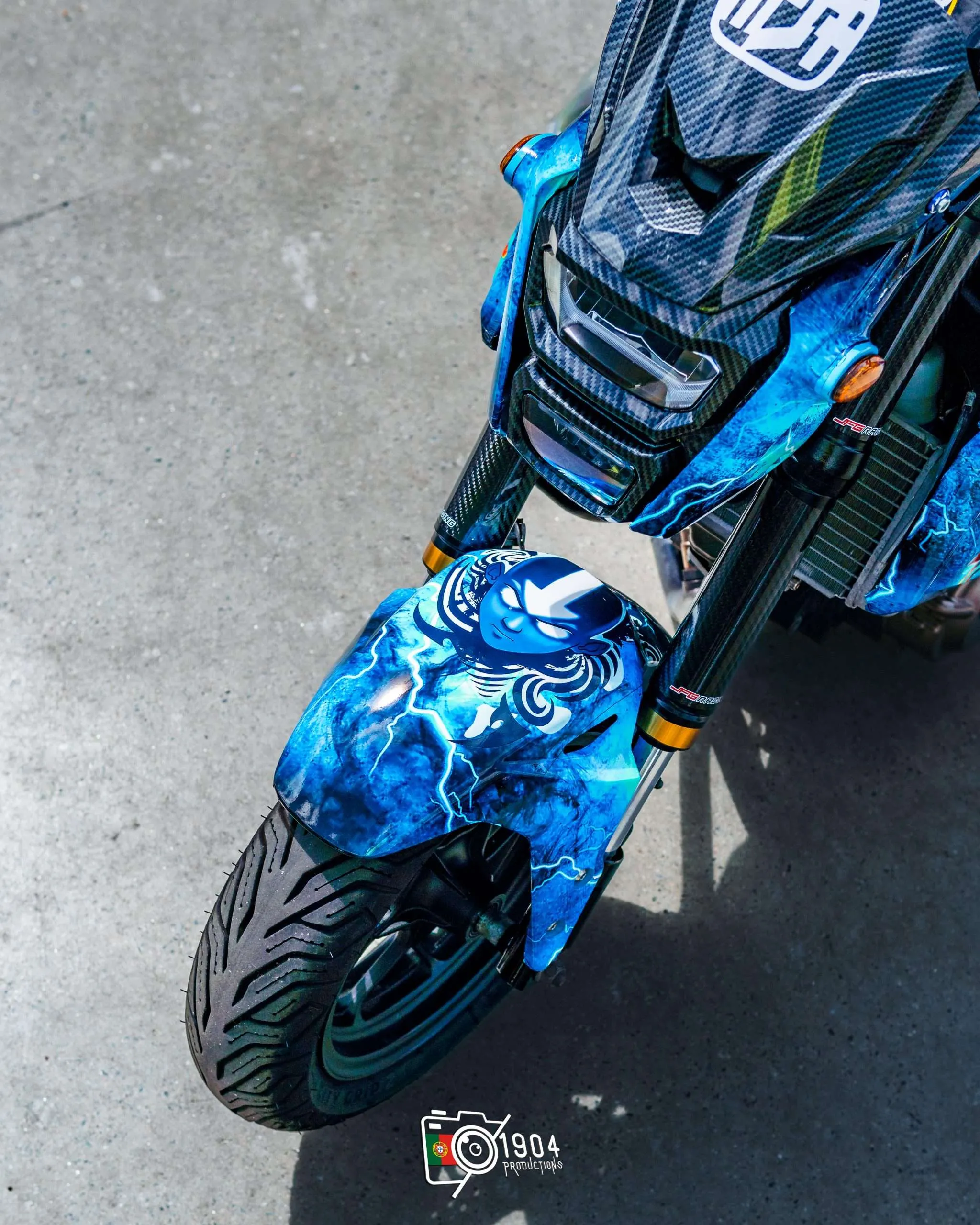 Challenger im Itasha-Stil: Folierungsideen für Anime-Liebhaber