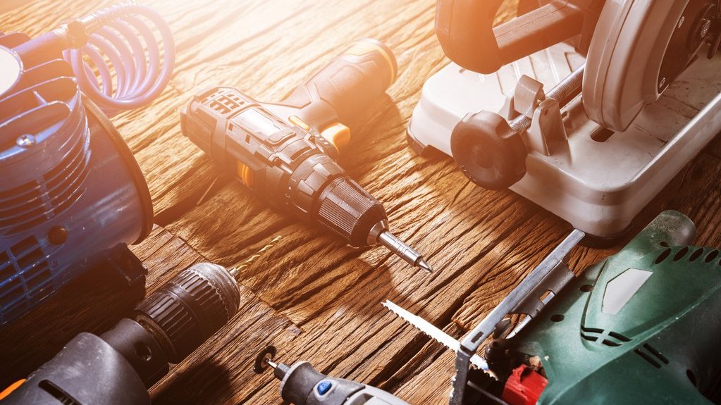 Hochwertige Werkzeuge für Handwerker bei Handwerkshop24