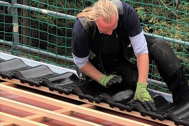 Das Dach vor Schnee schützen: Experten-Dach Schneefangsystem-Services in Hagen