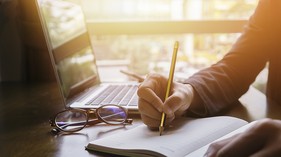 Ghostwriting Hausarbeit: Wie Goellner Ghostwriting durch Stabilität überzeugt