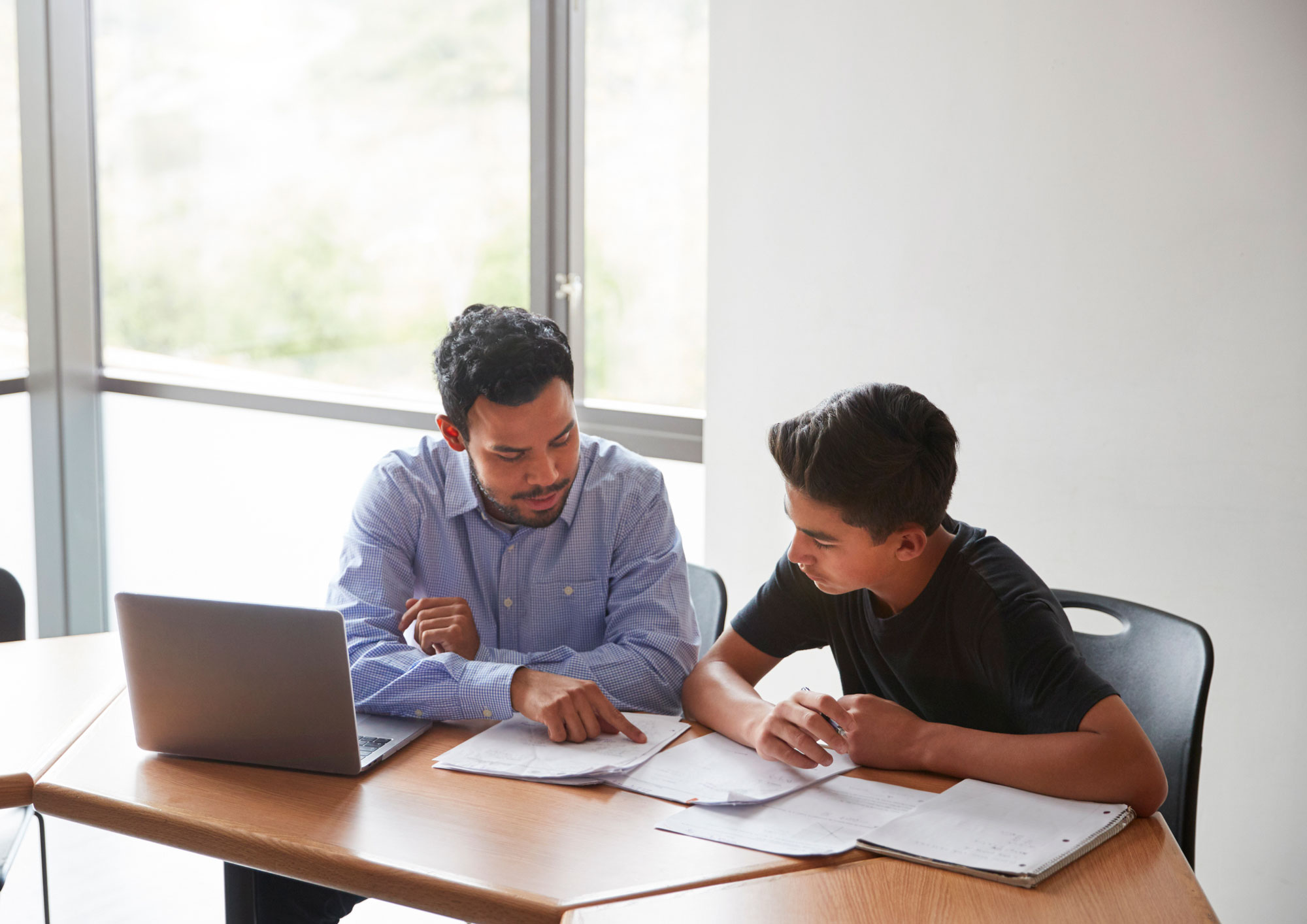 C1 Online Deutschkurs: Entdecken Sie die Sprache mit Expertenanleitung