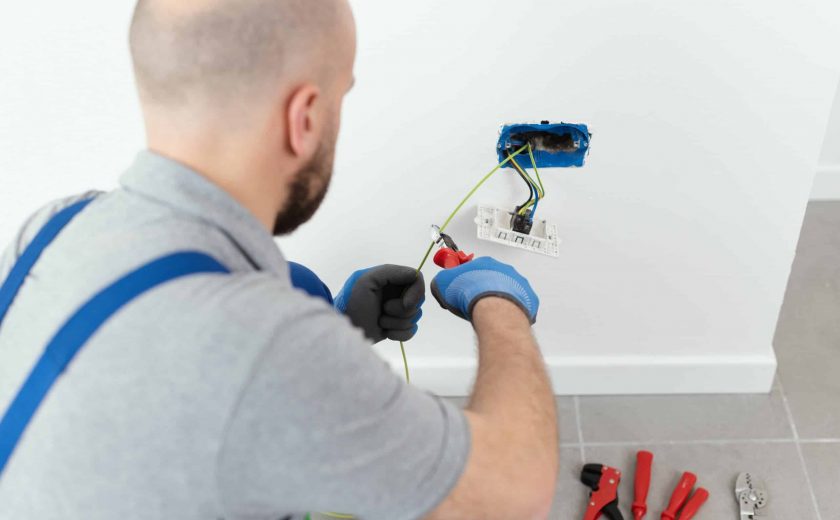 Elektrische Unfälle Vermeiden Durch Regelmäßige Prüfung Ortssester Elektrischer Anlagen